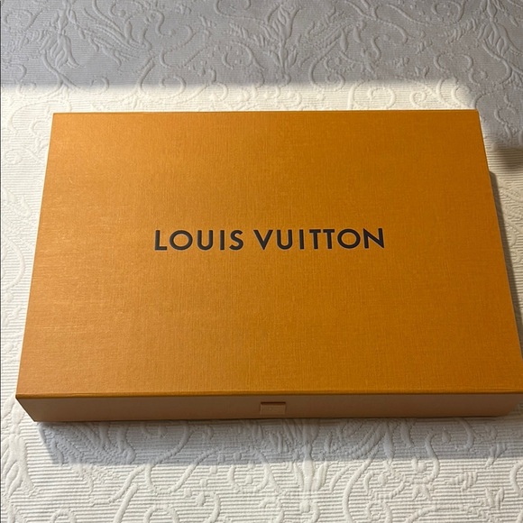 Louis Vuitton Signature Orange Box - Picture 1 of 7